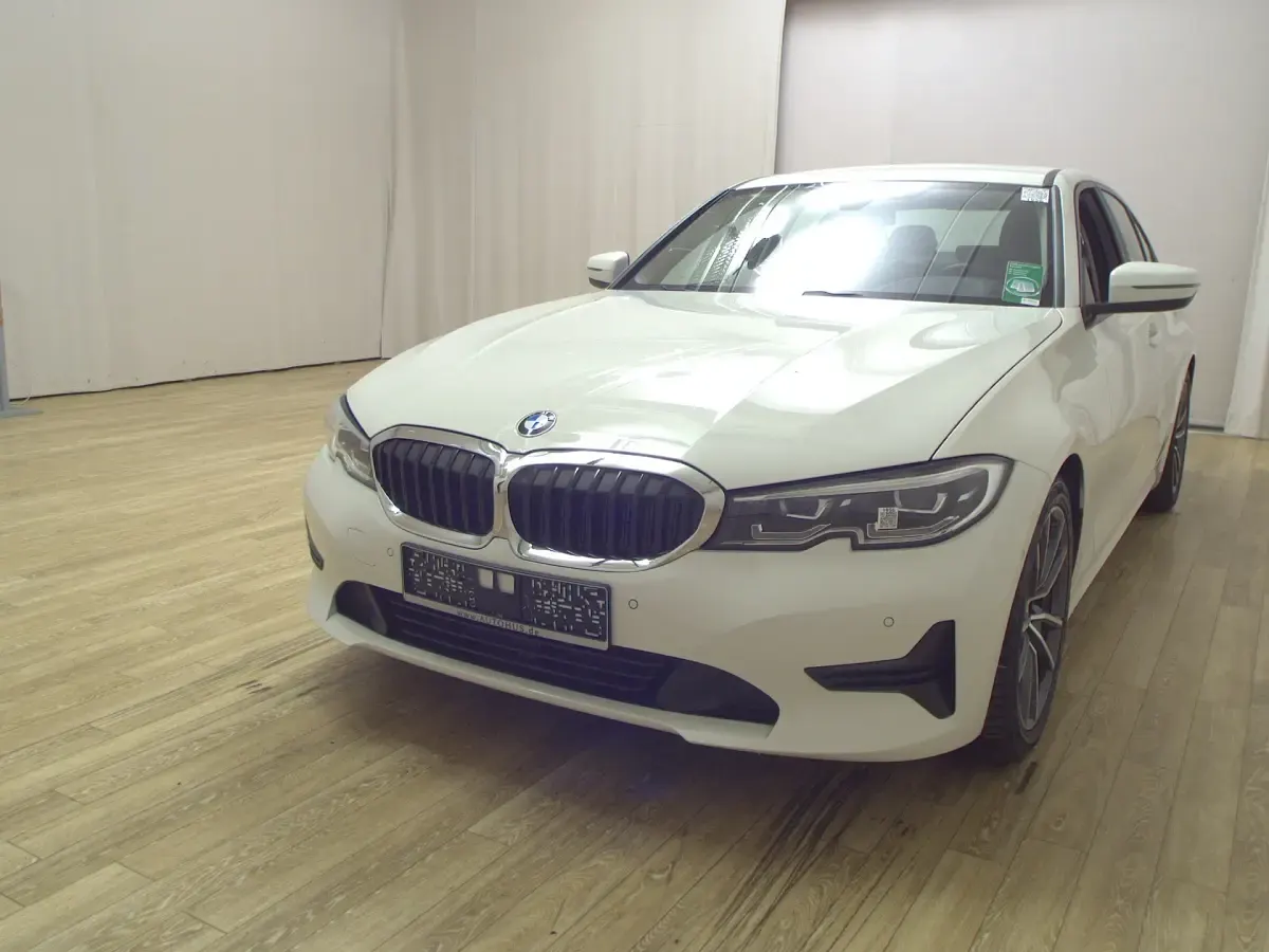 Gebraucht BMW 320 Performance 190 PS (139 kW) 2021 Weiss Limousine