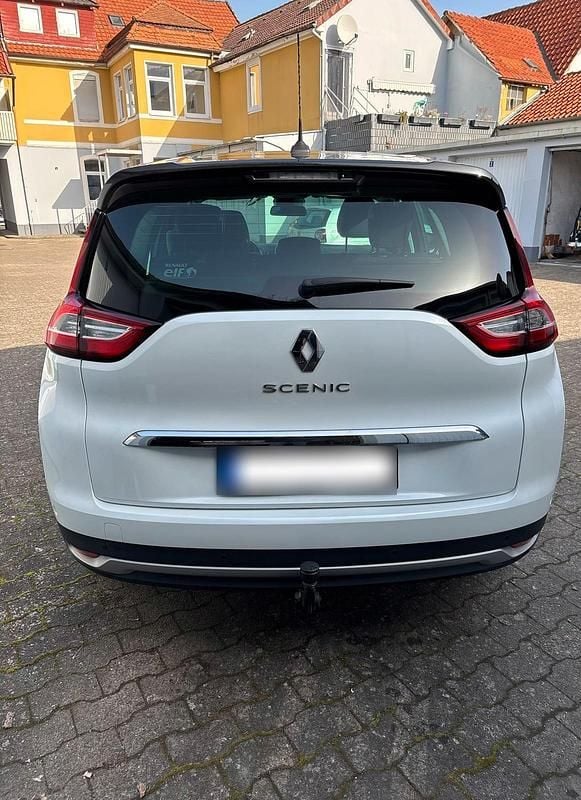 Gebraucht Renault Grand Scénic IV Bose Edition 163 PS (119 kW) 2019 Weiß Van / Kleinbus