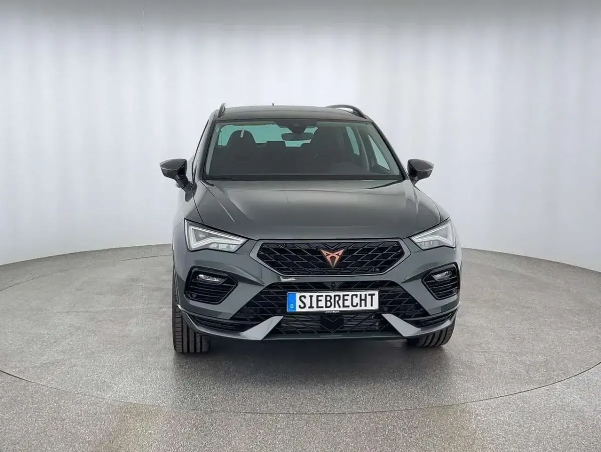 Neu Cupra Ateca 150 PS (110 kW) 2026 Grün SUV