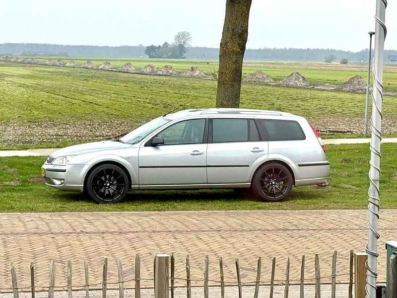 Gebraucht Ford Mondeo Titanium 125 PS (91 kW) 2007 Silber Limousine