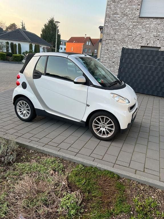 Gebraucht Smart ForTwo Cabrio Passion 45 PS (33 kW) 2009 Weiß Cabrio