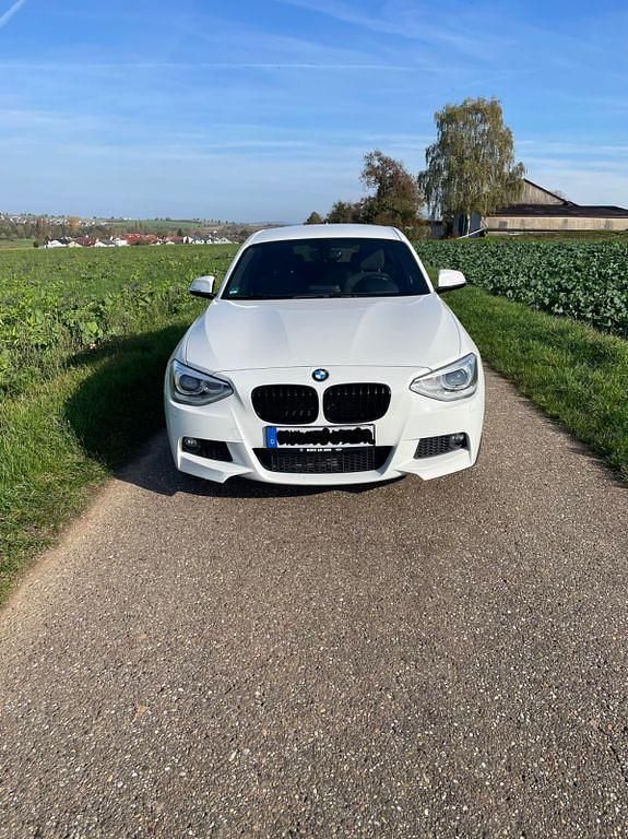 Gebraucht BMW 125 Performance 218 PS (160 kW) 2014 Weiß Kleinwagen