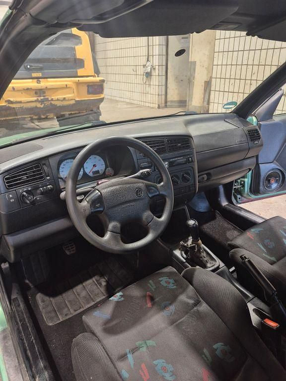 Gebraucht VW Golf Cabriolet 116 PS (85 kW) 1995 Grün Cabrio