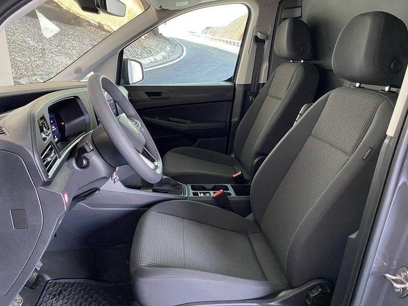 Gebraucht VW Caddy Comfortline 102 PS (75 kW) 2024 Grau Van / Kleinbus
