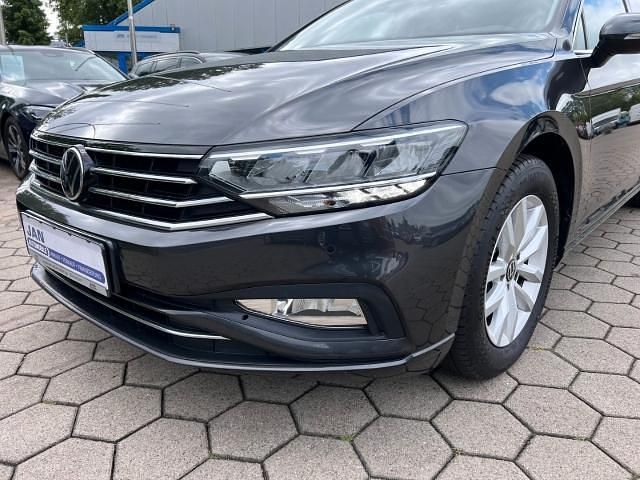 Gebraucht VW Passat Business 150 PS (110 kW) 2022 Grau Kombi