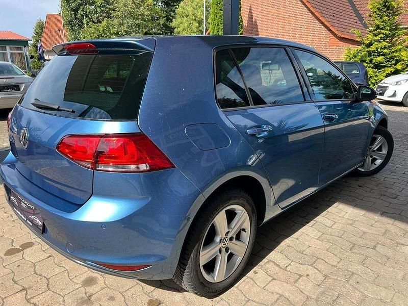Gebraucht VW Golf VII Comfortline 150 PS (110 kW) 2014 Blau Kleinwagen