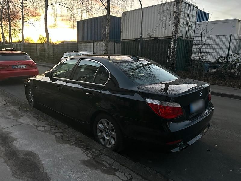 Gebraucht BMW 530 231 PS (169 kW) 2004 Schwarz Limousine