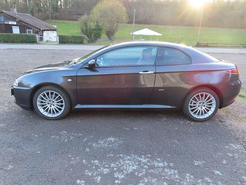 Gebraucht Alfa Romeo GT 166 PS (122 kW) 2005 Grau Coupé