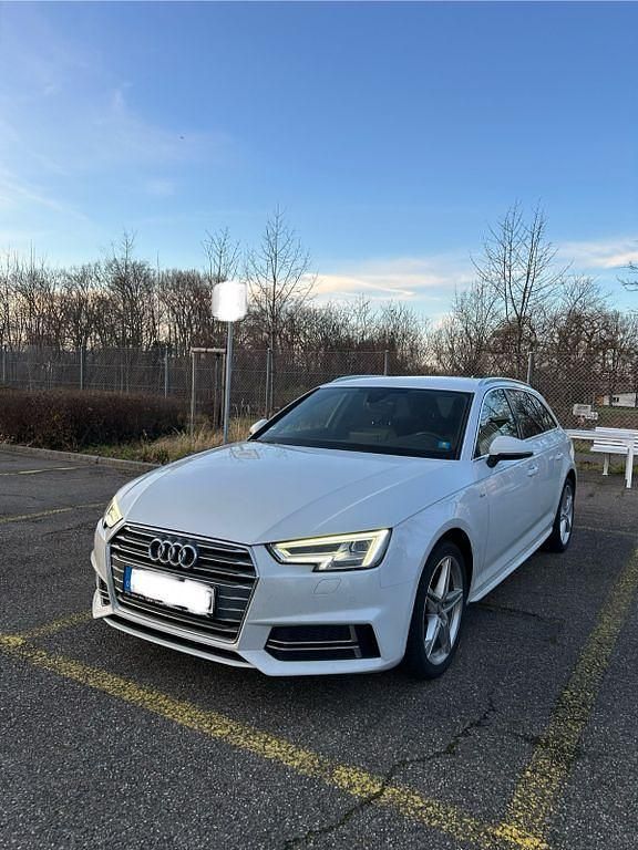 Gebraucht Audi A4 S-Line 150 PS (110 kW) 2018 Weiß Kombi