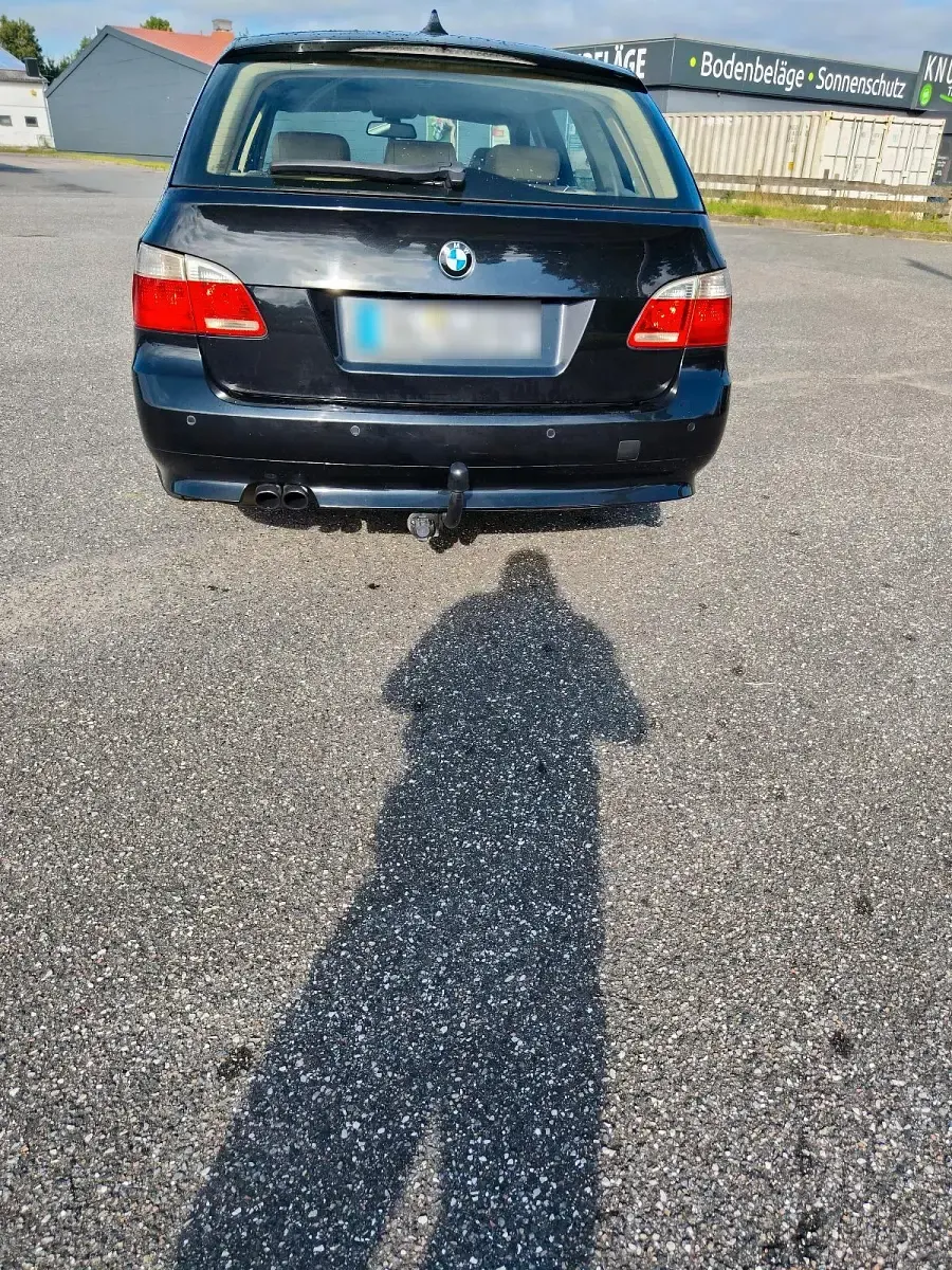 Gebraucht BMW 525 163 PS (119 kW) 2005 Schwarz Kombi