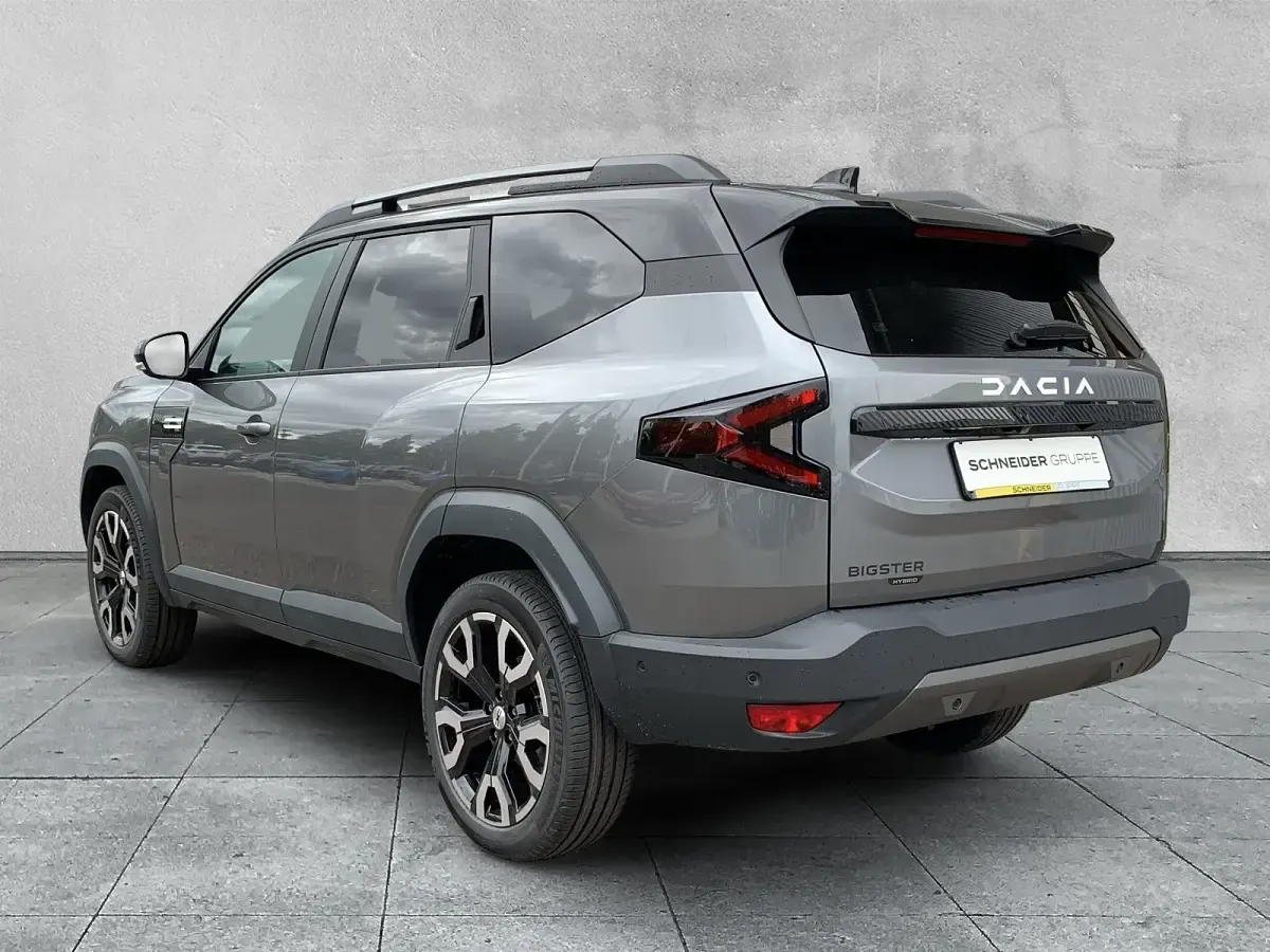 Gebraucht Dacia Bigster Journey 156 PS (114 kW) 2025 Grau SUV