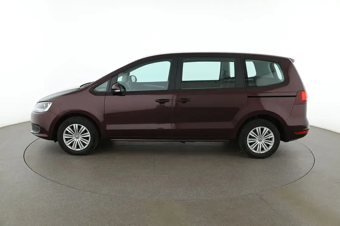 Gebraucht VW Sharan Trendline 150 PS (110 kW) 2018 Rot Van / Kleinbus