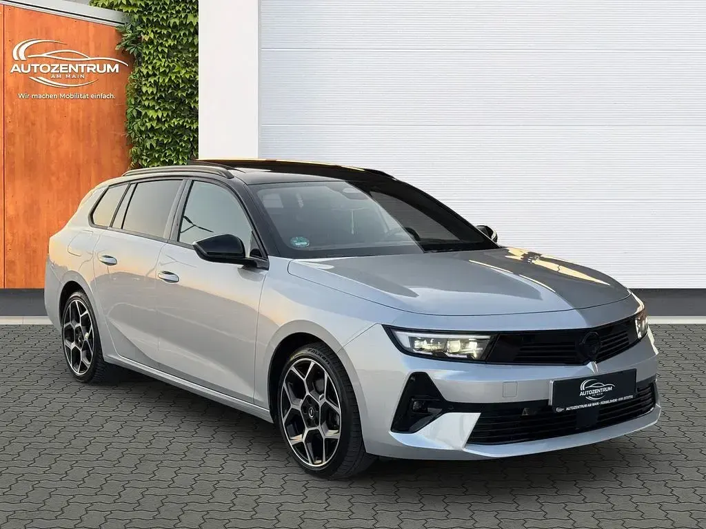 Gebraucht Opel Astra Ultimate 131 PS (96 kW) 2024 Silber Kleinwagen