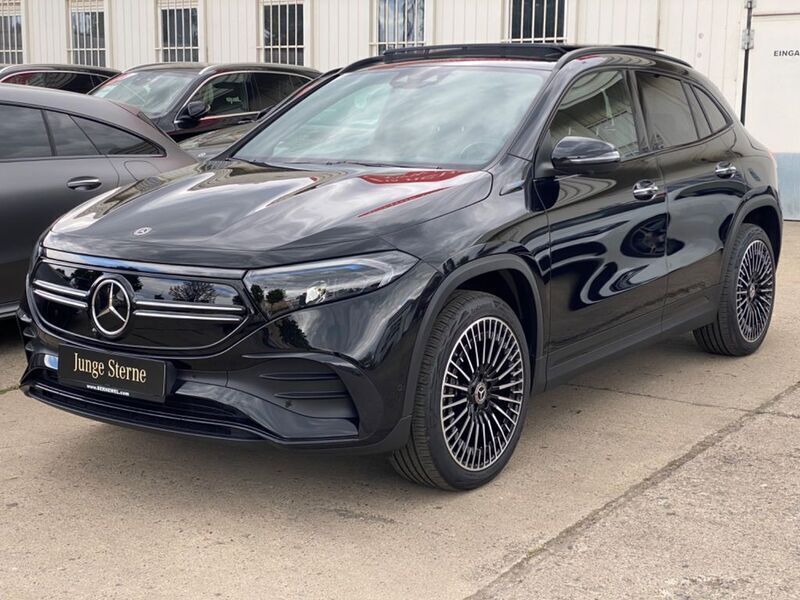 Schwarz Gebraucht 2022 Mercedes EQA250 AMG SUV | 38.499 € (Etwas zu teuer) - Bild 1/4