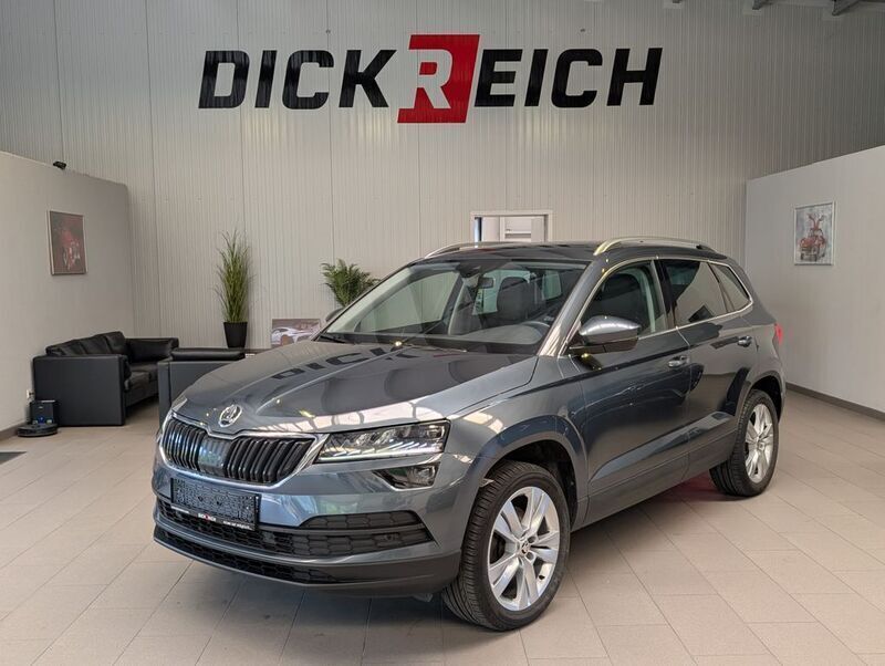 Grau Gebraucht 2020 Skoda Karoq Style SUV | 19.950 € (Guter Preis) - Bild 1/4