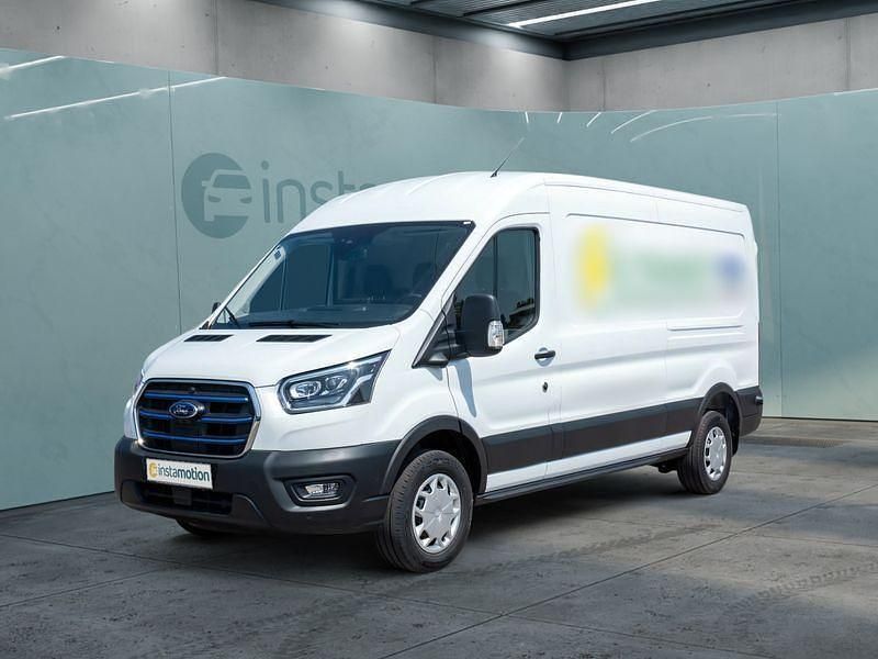 Weiß Gebraucht 2023 Ford E-Transit Van | 47.649 € (Teuer) - Bild 1/4