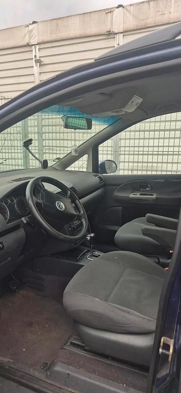 Gebraucht VW Sharan 115 PS (84 kW) 2005 Blau Van / Kleinbus
