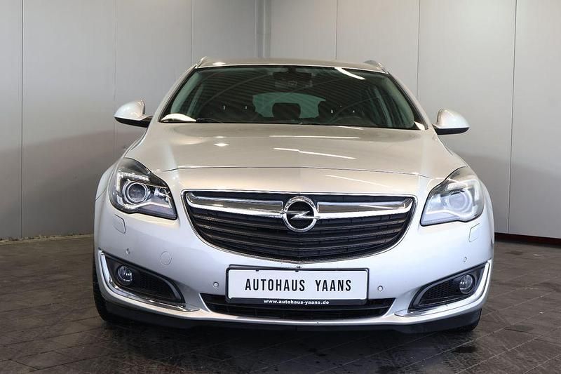 Gebraucht Opel Insignia Innovation 140 PS (102 kW) 2015 Silber Kombi