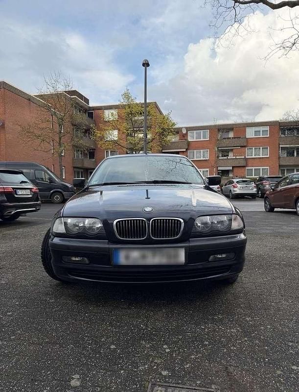Gebraucht BMW 320 170 PS (125 kW) 2000 Blau Limousine