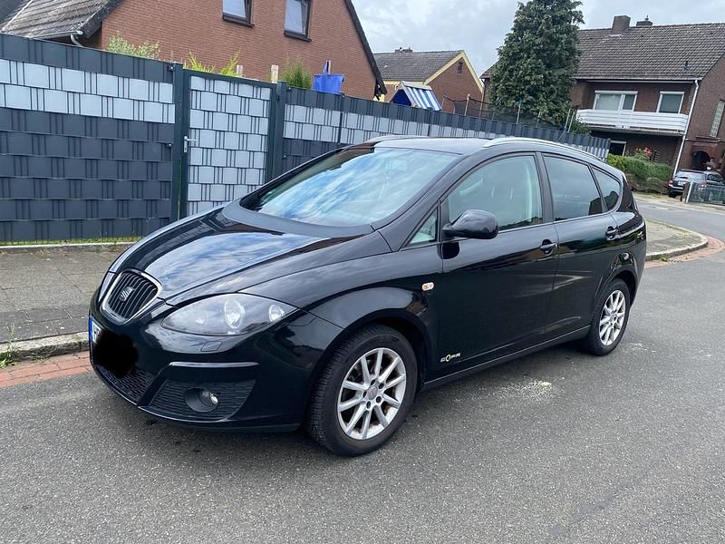 Schwarz Gebraucht 2013 Seat Altea XL Van / Kleinbus | 3.600 € (Fairer Preis) - Bild 1/4