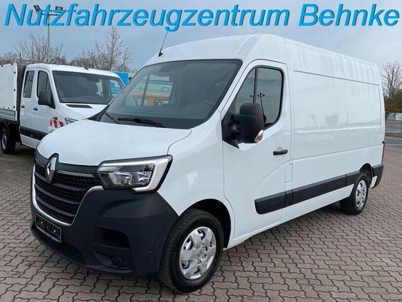 Second-hand Renault Master 180 CP (132 kW) 2022 Alb Monovolum