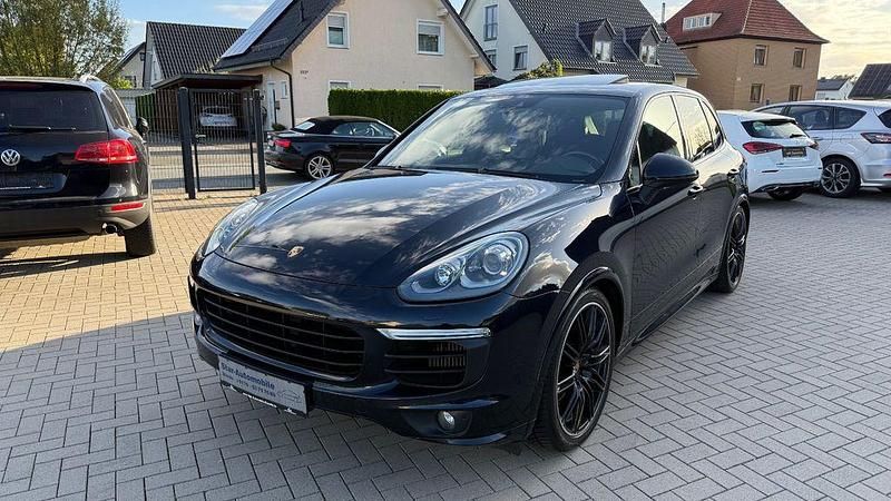 Blau Gebraucht 2015 Porsche Cayenne S Sport SUV | 32.999 € (Fairer Preis) - Bild 1/4