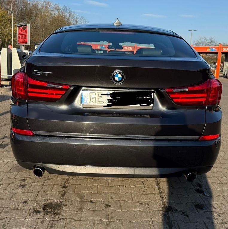Gebraucht BMW 535 Gran Turismo Luxury Line 306 PS (225 kW) 2014 Schwarz Limousine