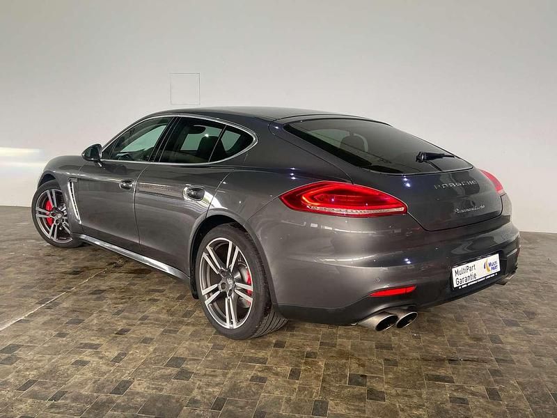 Gebraucht Porsche Panamera Turbo 519 PS (381 kW) 2013 Achatgrau Limousine
