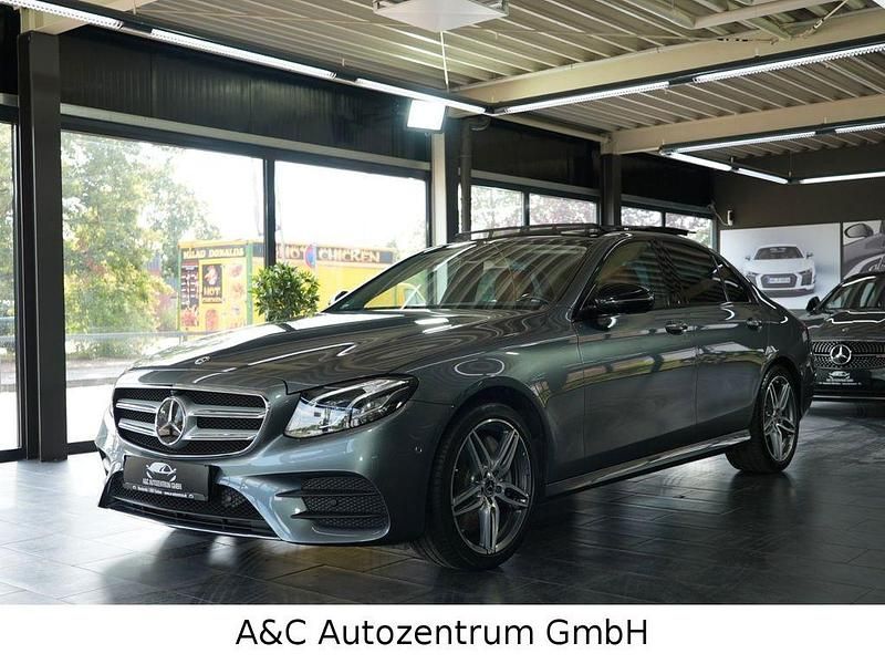 Selenitgrau Gebraucht 2019 Mercedes E350 AMG line Limousine | 36.990 € (Fairer Preis) - Bild 1/4