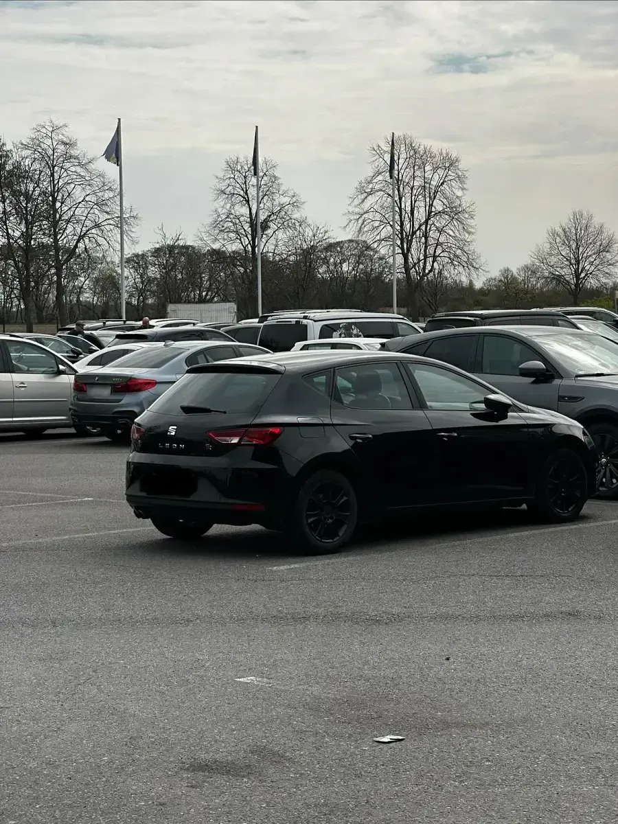 Gebraucht Seat Leon FR 179 PS (131 kW) 2016 Schwarz Kleinwagen