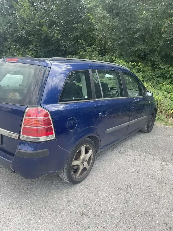 Gebraucht Opel Zafira Edition 150 PS (110 kW) 2006 Blau Van / Kleinbus