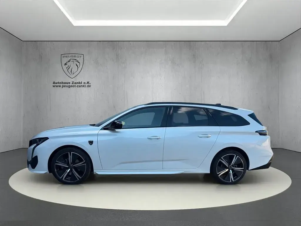 Gebraucht Peugeot 308 SW GT 131 PS (96 kW) 2022 Weiß Kombi