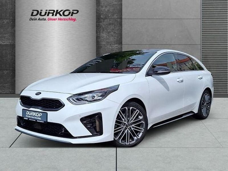 Weiß Gebraucht 2019 Kia ProCeed GT-Line Kleinwagen | 19.440 € (Fairer Preis) - Bild 1/4