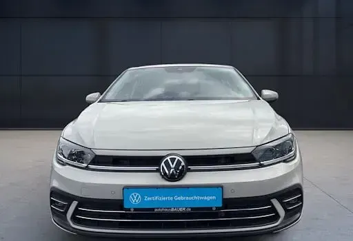 Gebraucht VW Polo Style 95 PS (69 kW) 2023 Grau Kleinwagen