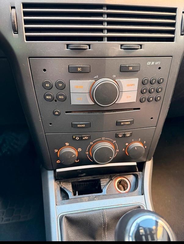 Gebraucht Opel Astra 2007 Silber Kombi