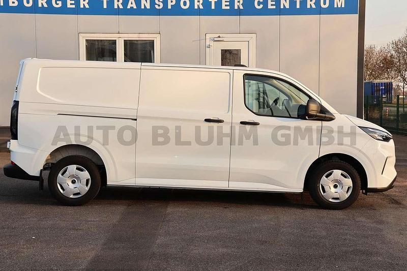 Gebraucht Ford Transit Custom 136 PS (100 kW) 2024 Frostweiß Van / Kleinbus
