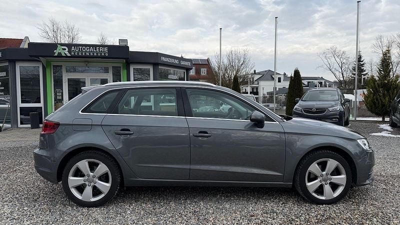 Gebraucht Audi A3 Ambition 150 PS (110 kW) 2014 Grau Limousine