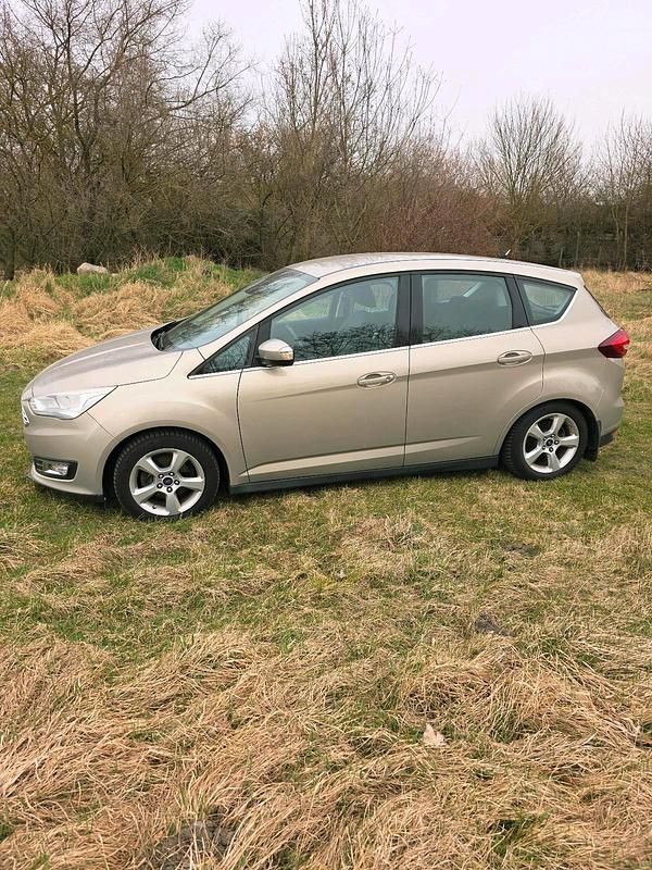 Gebraucht Ford C-MAX 125 PS (91 kW) 2015 Gold Van / Kleinbus