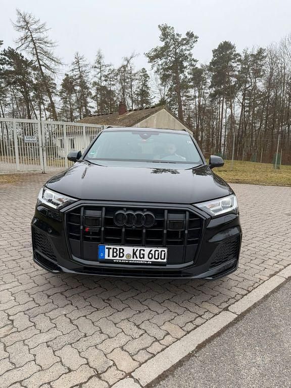 Gebraucht Audi SQ7 Sport 507 PS (372 kW) 2022 Schwarz SUV