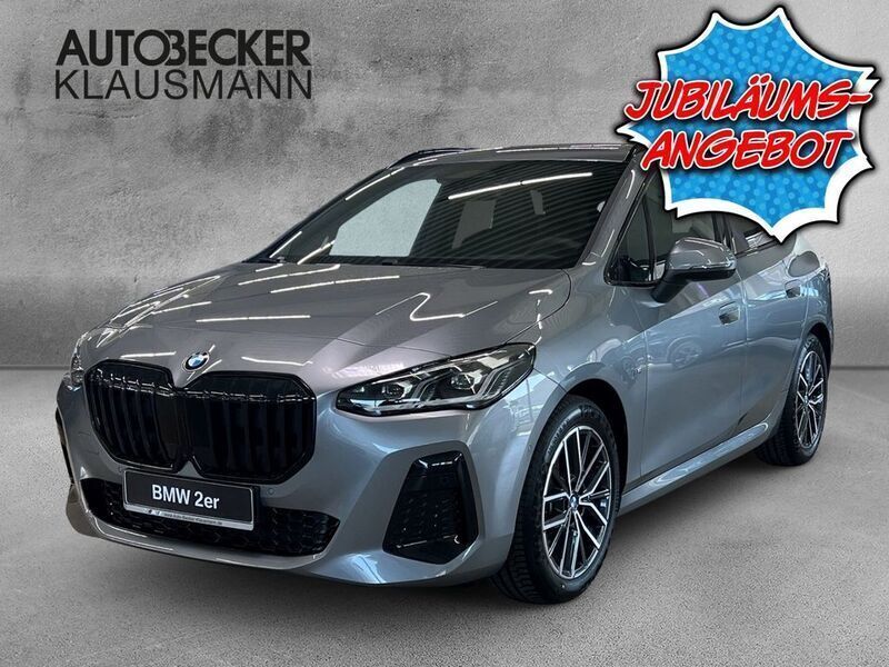 Grau Neu 2025 BMW 223 Active Tourer M Sport Van / Kleinbus | 52.990 € (Fairer Preis) - Bild 1/4