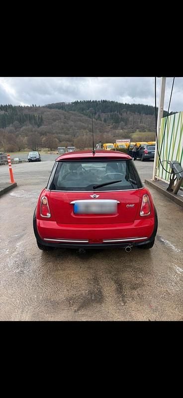 Gebraucht Mini ONE 90 PS (66 kW) 2006 Rot Kleinwagen