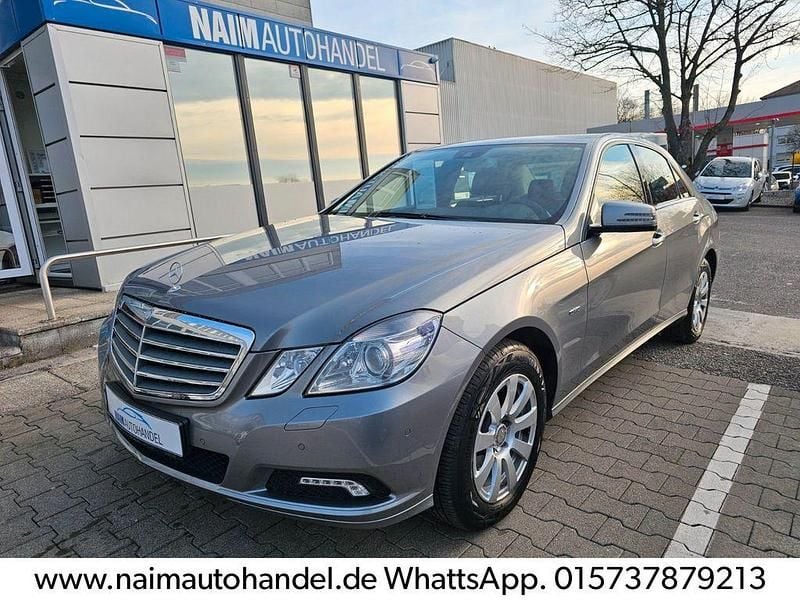 Gebraucht Mercedes E200 184 PS (135 kW) 2009 Silber Limousine