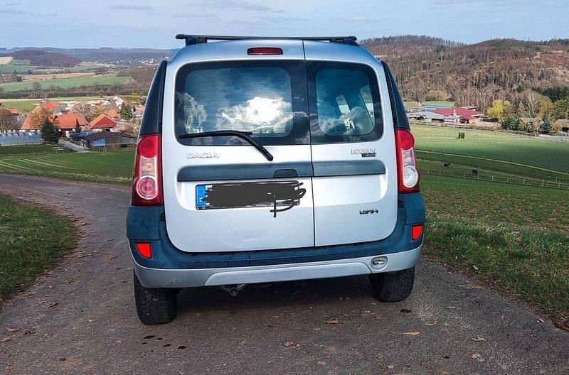 Gebraucht Dacia Logan MCV Lauréate 89 PS (65 kW) 2007 Grau Kombi