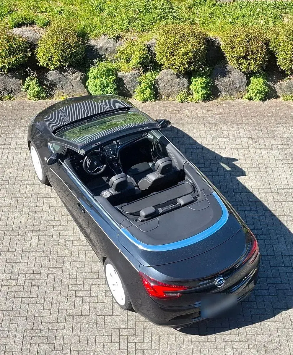 Gebraucht Opel Cascada Innovation 200 PS (147 kW) 2015 Schwarz Cabrio