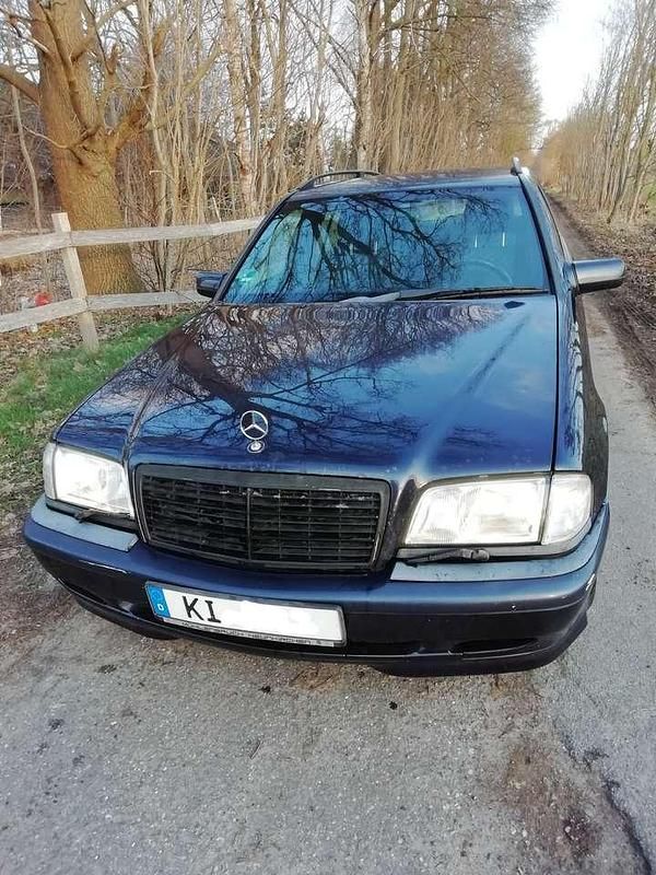 Gebraucht Mercedes C200 163 PS (119 kW) 2000 Blau Kombi