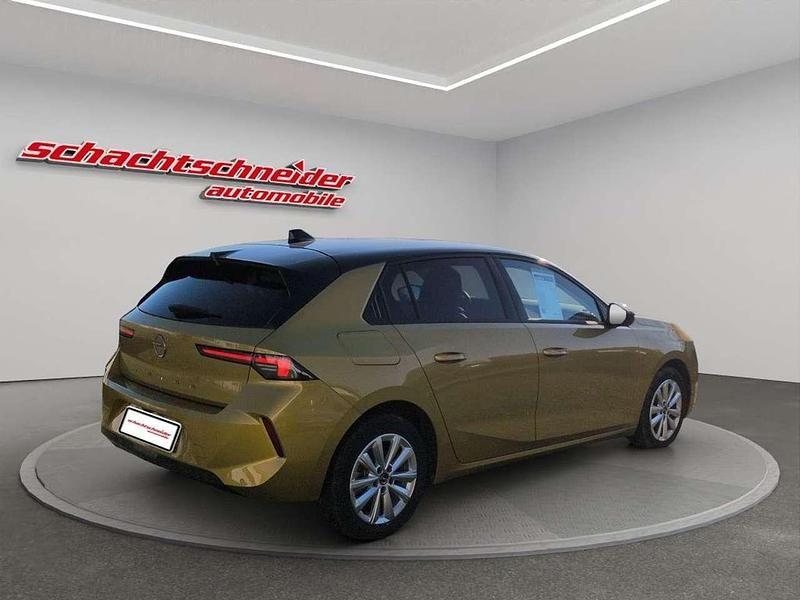 Gebraucht Opel Astra Elegance 131 PS (96 kW) 2023 Gelb Limousine