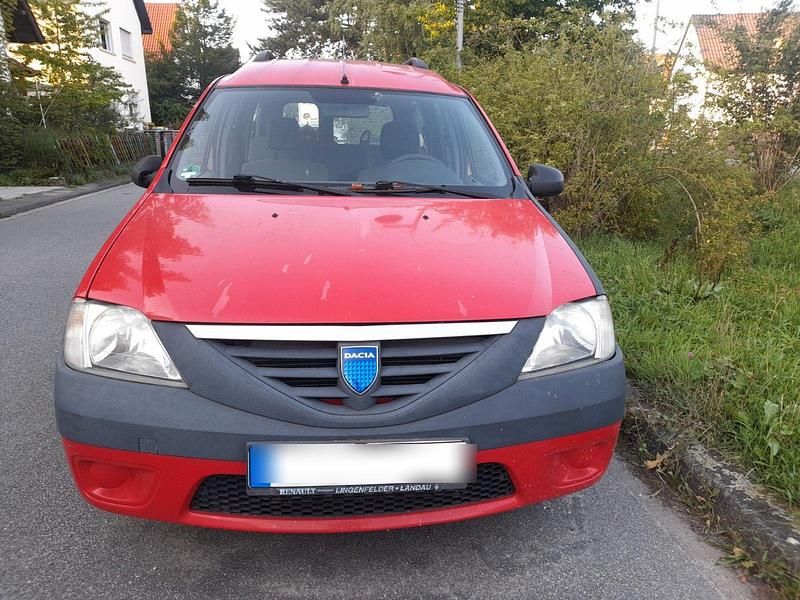 Rot Gebraucht 2007 Dacia Logan MCV Ambiance Kombi | 800 € - Bild 1/4