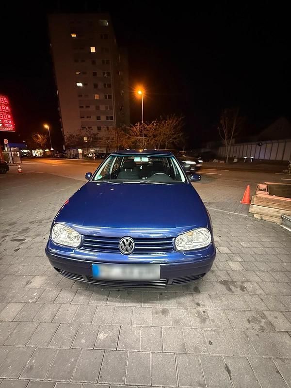 Gebraucht VW Golf IV 101 PS (74 kW) 2000 Blau Kleinwagen
