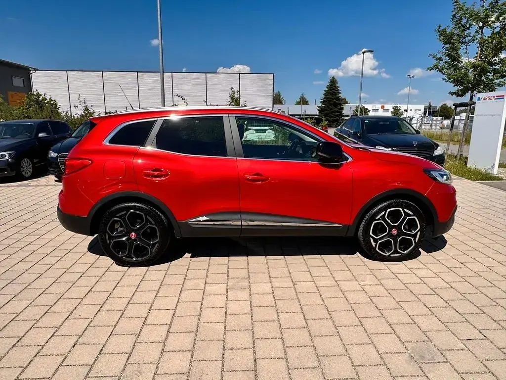 Gebraucht Renault Kadjar Crossborder 131 PS (96 kW) 2017 Rot SUV