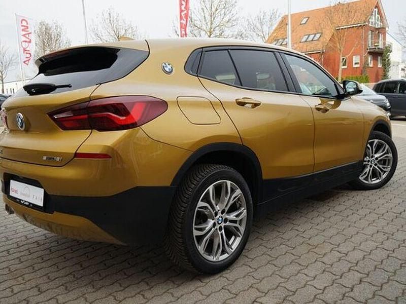 Gebraucht BMW X2 Advantage 140 PS (102 kW) 2020 Gold SUV